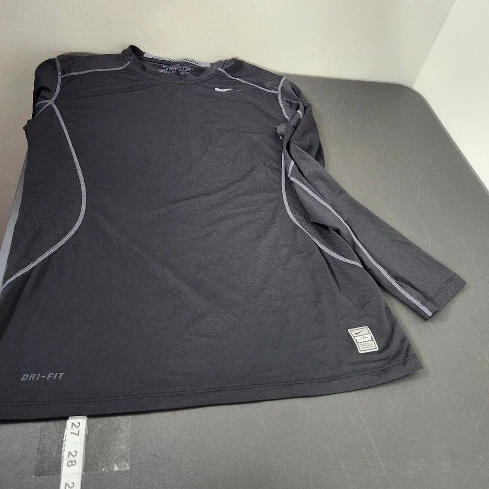 Nike Pro Combat Dri-FIT Shirt Mens Medium Black Long Sleeve Fitted Athletic 3264